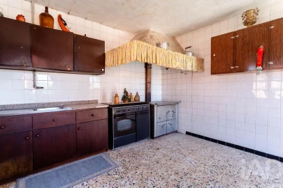 Moradia T7 para Venda em Paramos