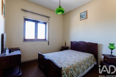 Moradia T7 para Venda em Paramos