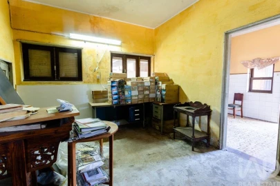 Moradia T7 para Venda em Paramos