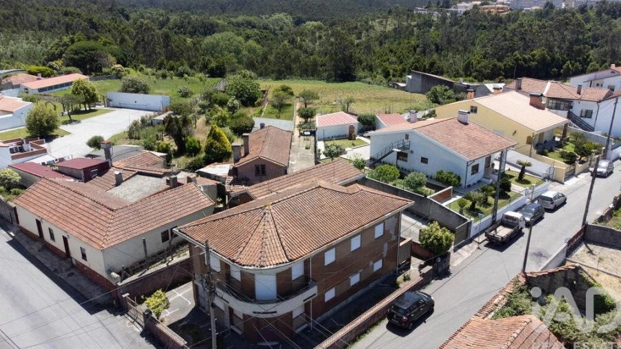 Moradia T7 para Venda em Paramos