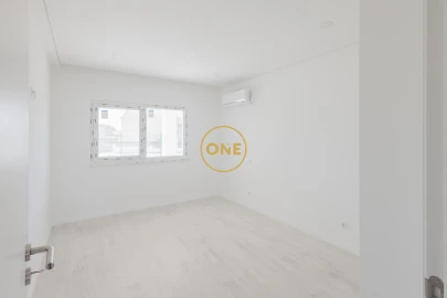 Apartamento T1 para Venda em Seixal, Arrentela e Aldeia de Paio Pires