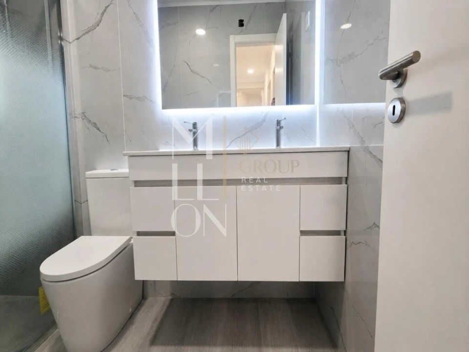Apartamento T4 para Venda em Amora Foto 23