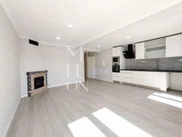 Apartamento T4 para Venda em Amora