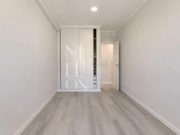 Apartamento T4 para Venda em Amora
