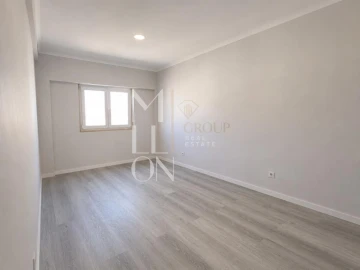 Apartamento T4 para Venda em Amora