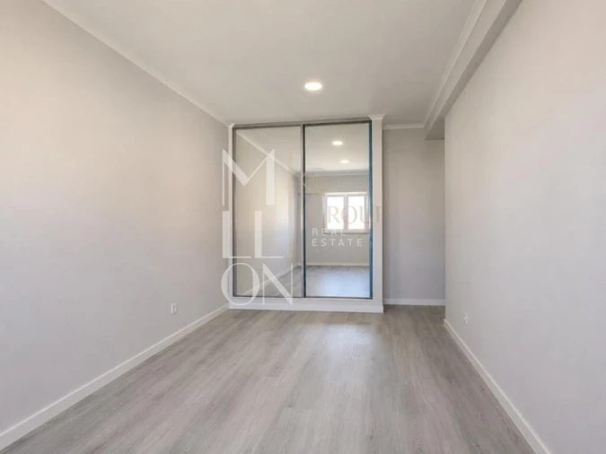 Apartamento T4 para Venda em Amora Foto 26