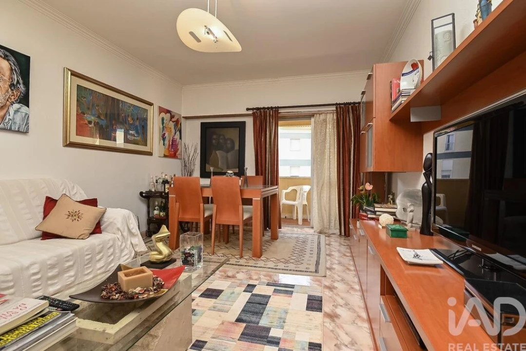 Apartamento T3 para Venda em São Domingos de Rana Foto 17