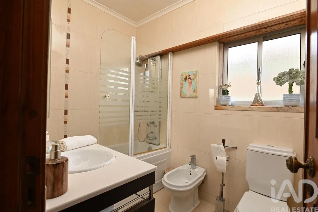 Apartamento T3 para Venda em São Domingos de Rana Foto 4