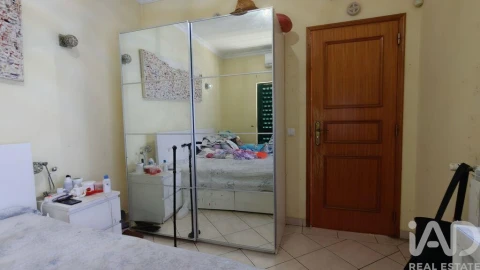 Moradia T2 para Venda em Alcantarilha e Pêra