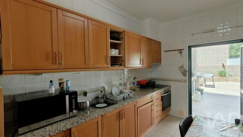 Moradia T2 para Venda em Alcantarilha e Pêra