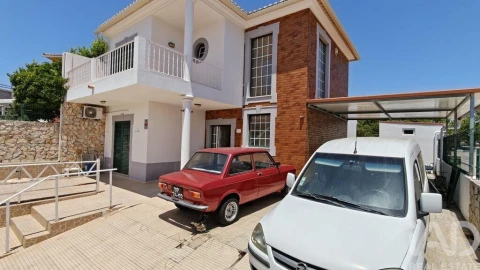 Moradia T2 para Venda em Alcantarilha e Pêra