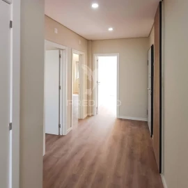 Apartamento T2 para Venda em Queluz e Belas