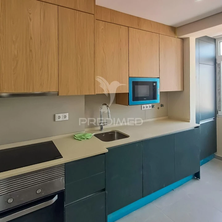 Apartamento T2 para Venda em Queluz e Belas Foto 6