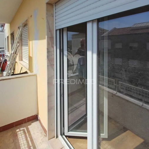 Apartamento T2 para Venda em Queluz e Belas Foto 13