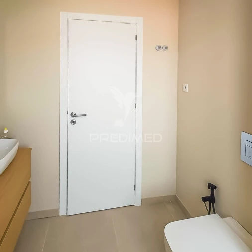 Apartamento T2 para Venda em Queluz e Belas Foto 14