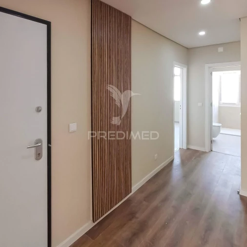 Apartamento T2 para Venda em Queluz e Belas Foto 7