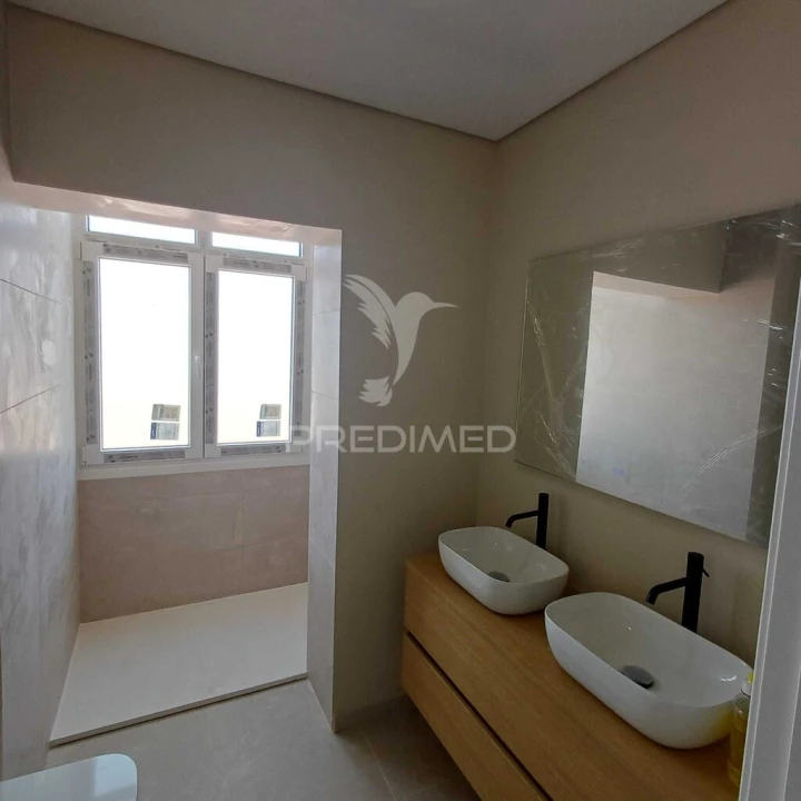 Apartamento T2 para Venda em Queluz e Belas Foto 15