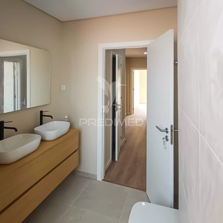 Apartamento T2 para Venda em Queluz e Belas Foto 18