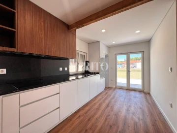 Apartamento T2 para Venda em Caldas de Vizela (São Miguel e São João)