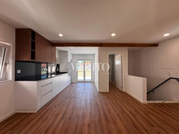 Apartamento T2 para Venda em Caldas de Vizela (São Miguel e São João)