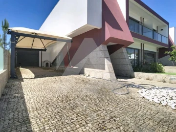 Moradia T4 para Venda em São Jacinto
