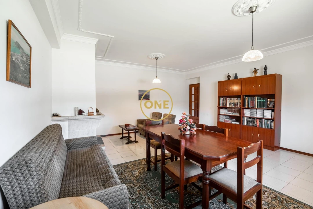 Apartamento T2 para Venda em Leiria, Pousos, Barreira e Cortes Foto 6