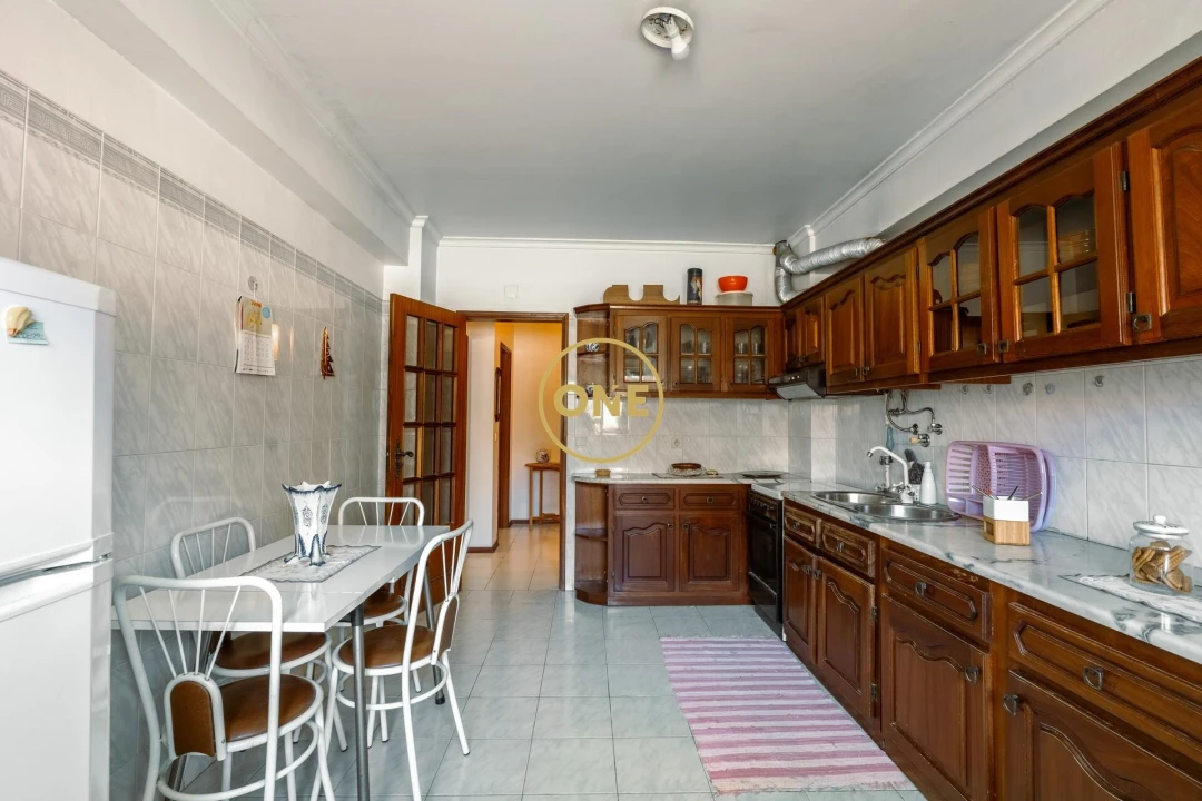 Apartamento T2 para Venda em Leiria, Pousos, Barreira e Cortes Foto 3