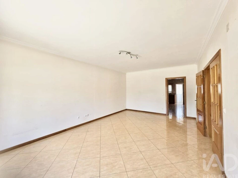 Moradia T3 para Venda em Currelos, Papízios e Sobral Foto 26