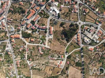Moradia T3 para Venda em Currelos, Papízios e Sobral