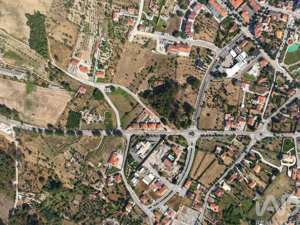 Moradia T3 para Venda em Currelos, Papízios e Sobral Foto 9