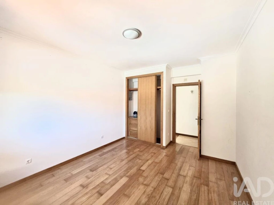 Moradia T3 para Venda em Currelos, Papízios e Sobral Foto 24