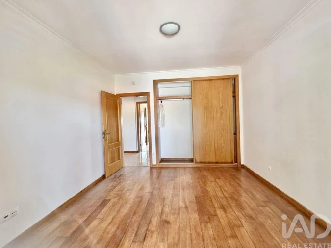 Moradia T3 para Venda em Currelos, Papízios e Sobral Foto 25