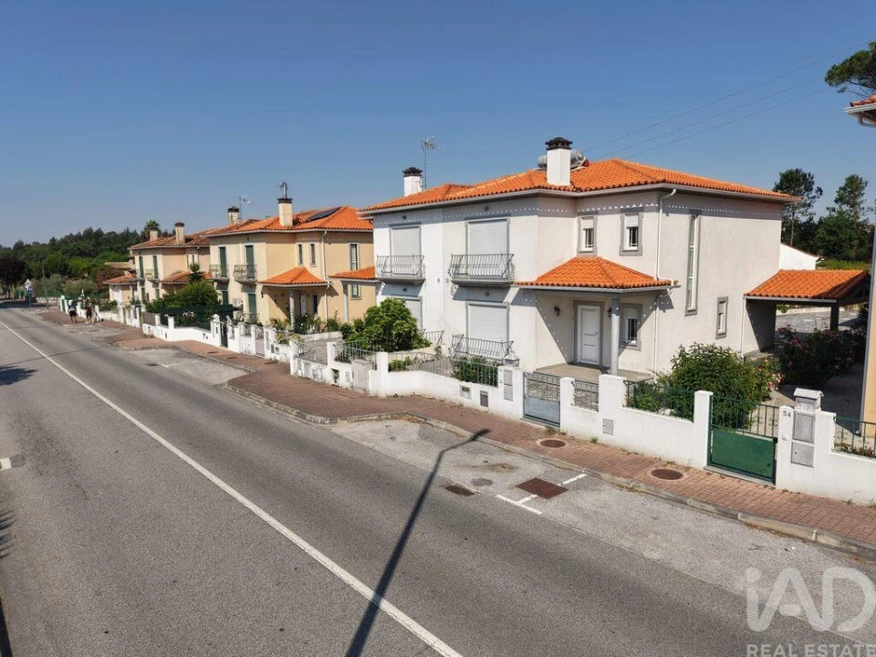 Moradia T3 para Venda em Currelos, Papízios e Sobral Foto 6