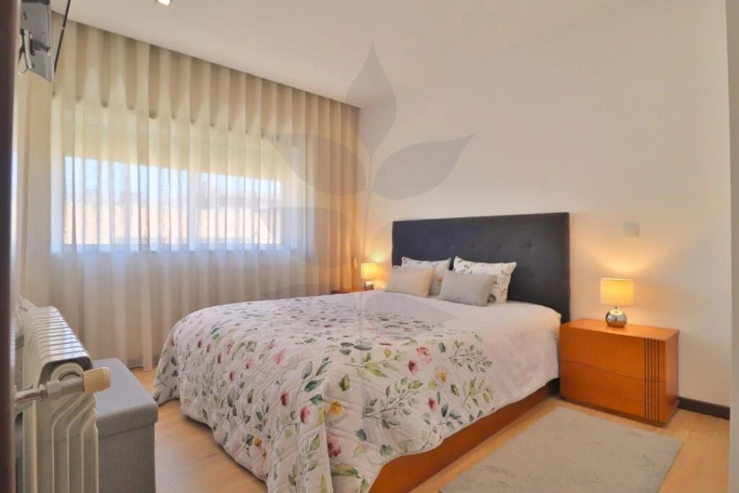 Apartamento T4 para Venda em Nogueira, Fraião e Lamaçães Foto 16