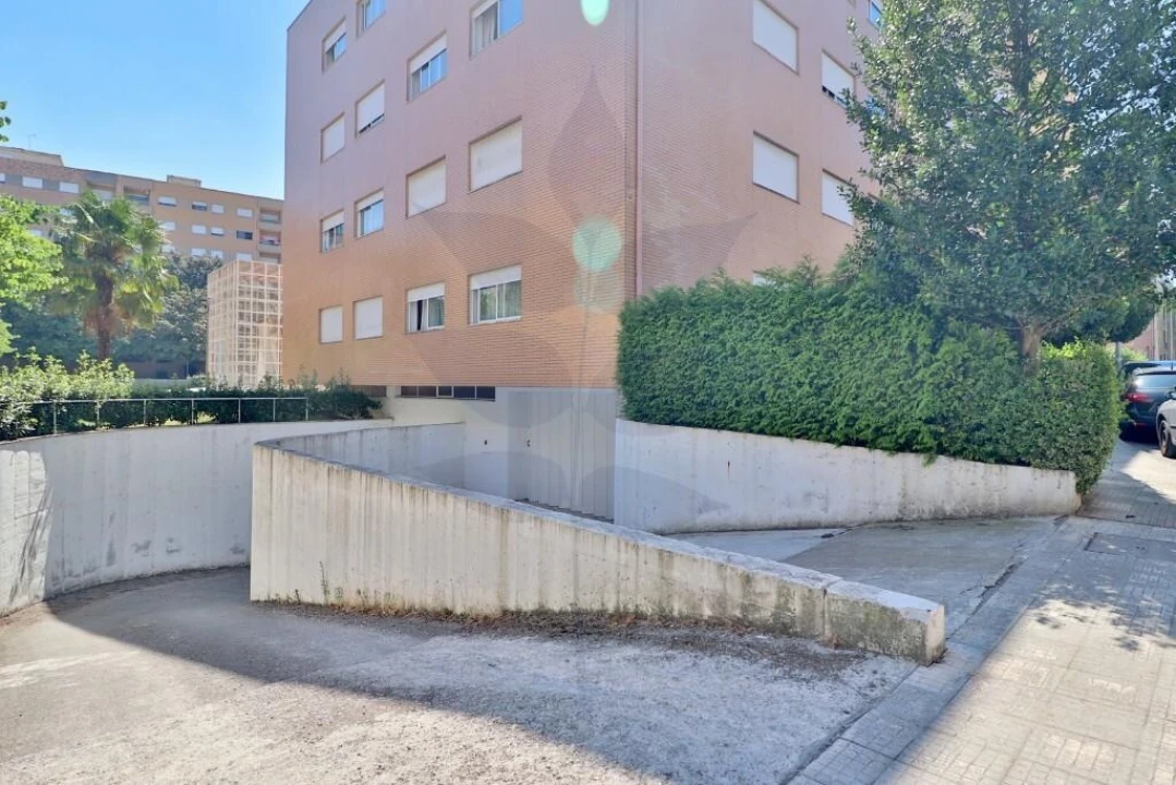Apartamento T4 para Venda em Nogueira, Fraião e Lamaçães Foto 37