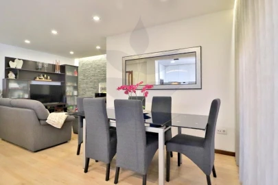Apartamento T4 para Venda em Nogueira, Fraião e Lamaçães