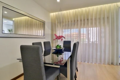 Apartamento T4 para Venda em Nogueira, Fraião e Lamaçães