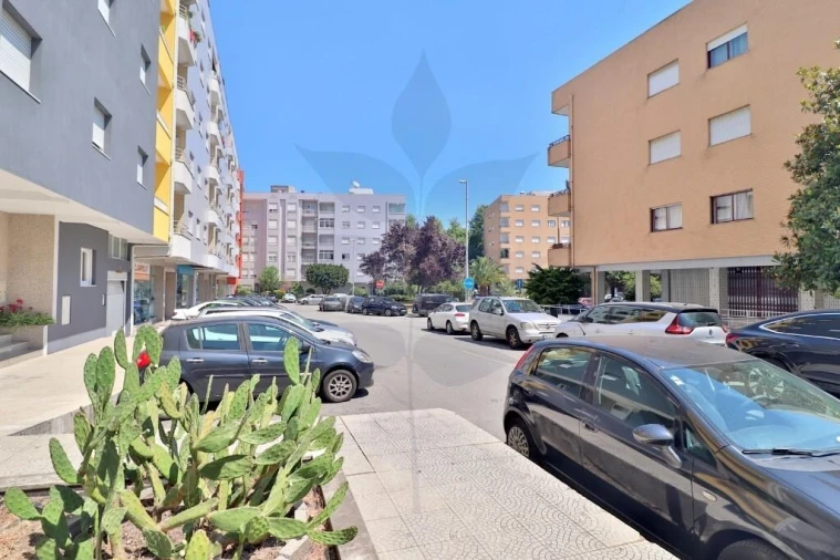 Apartamento T4 para Venda em Nogueira, Fraião e Lamaçães Foto 20