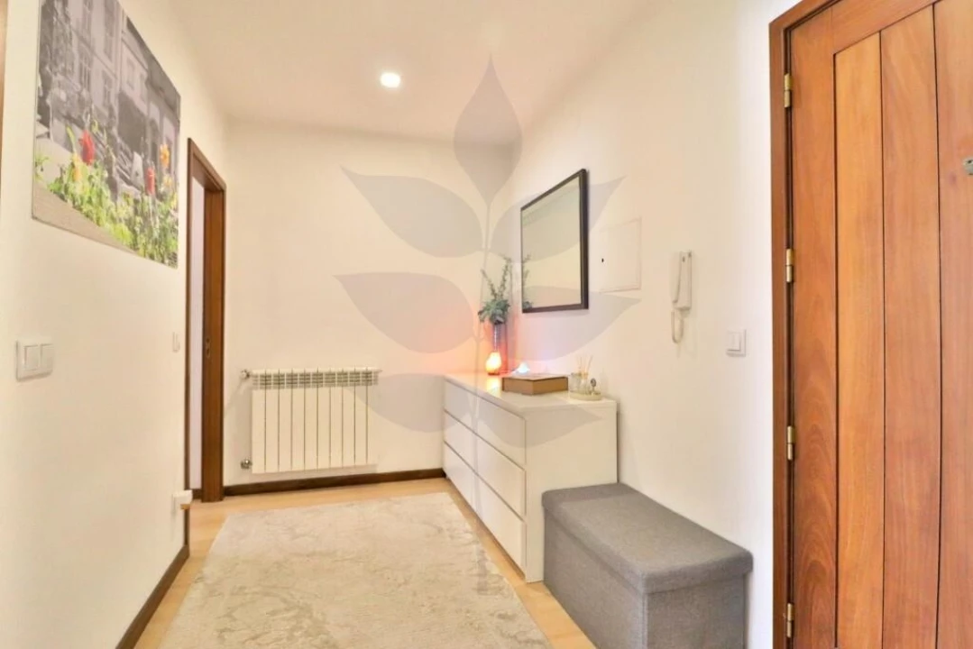 Apartamento T4 para Venda em Nogueira, Fraião e Lamaçães Foto 8