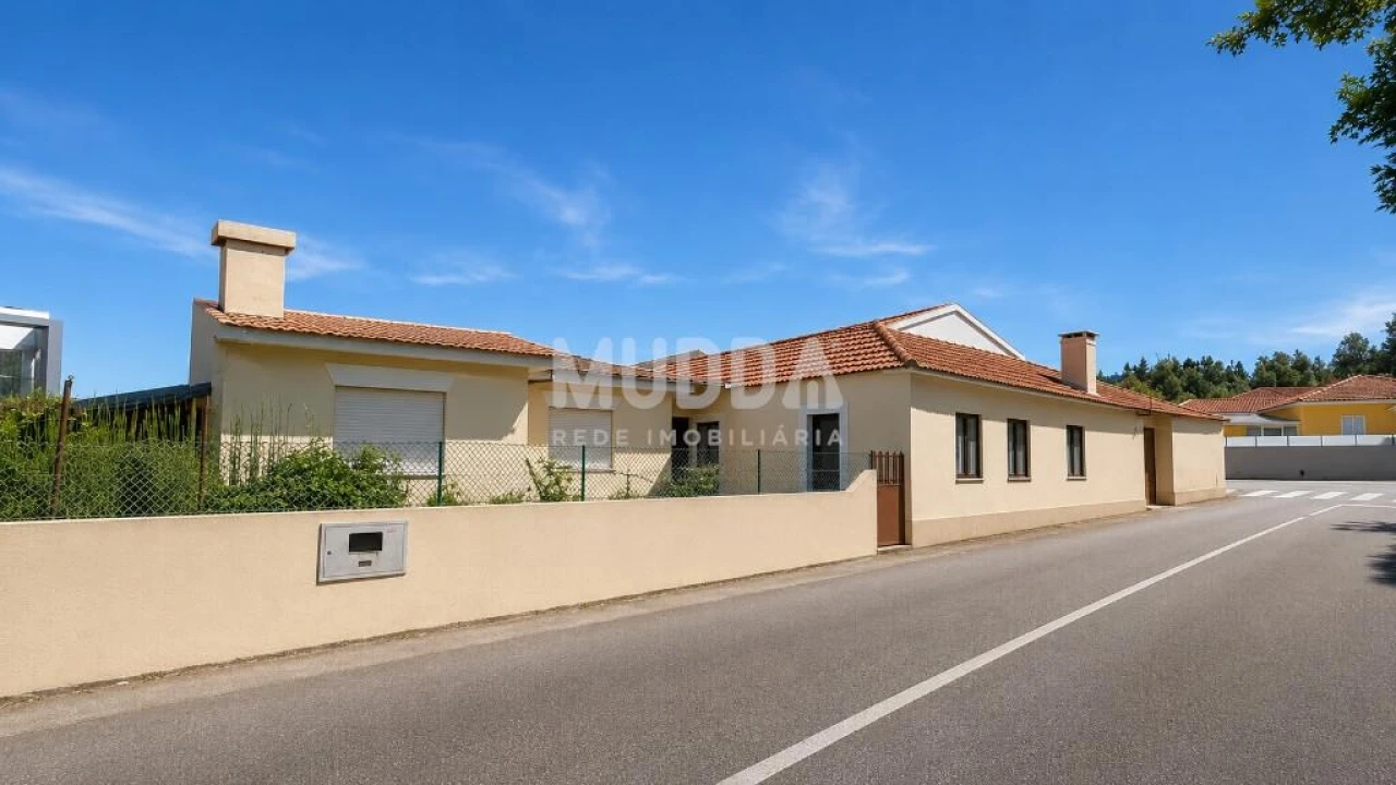 Moradia T4 para Venda em Esmoriz Foto 2
