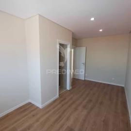 Apartamento T3 para Venda em Queluz e Belas