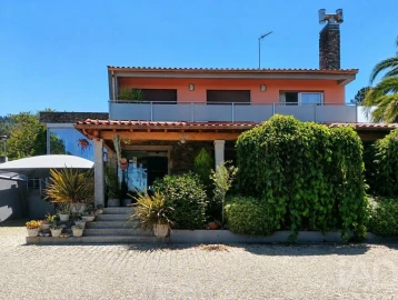 Moradia T3 para Venda em Geraz do Lima (Santa Maria, Santa Leocádia, Moreira), Deão