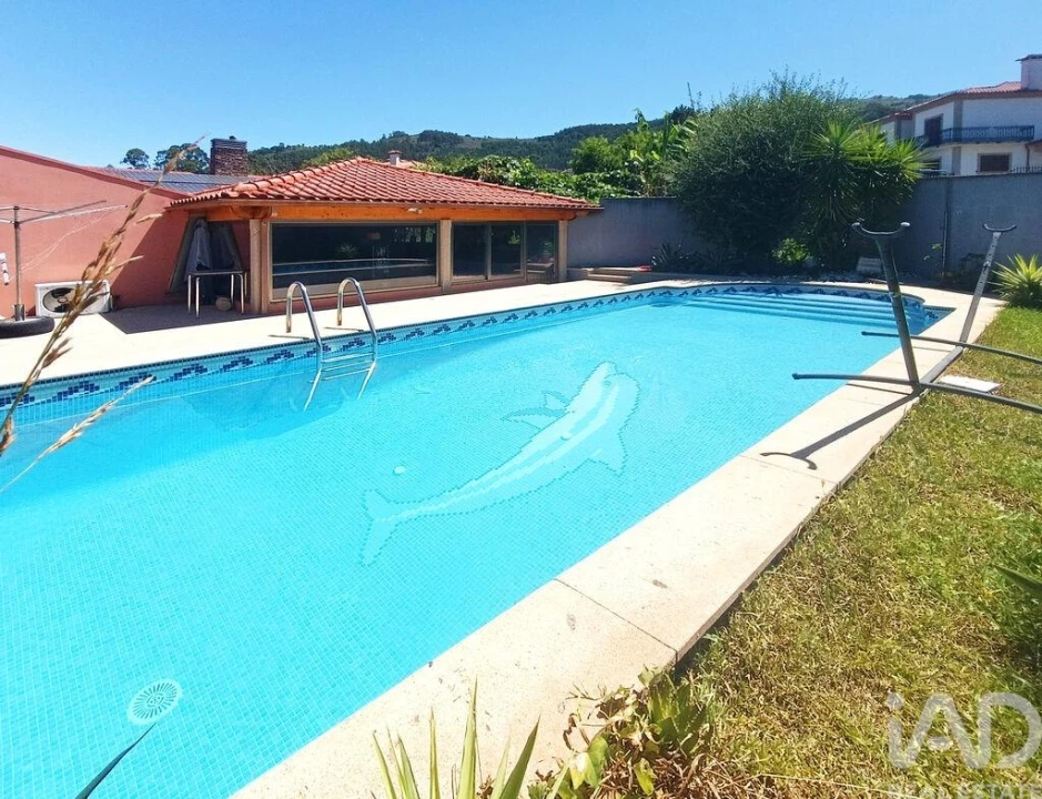 Moradia T3 para Venda em Geraz do Lima (Santa Maria, Santa Leocádia, Moreira), Deão Foto 9