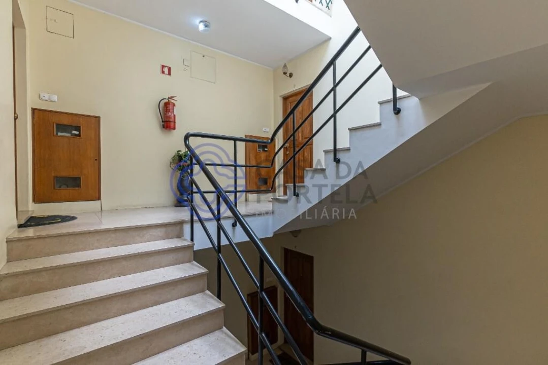 Apartamento T2 para Venda em Fânzeres e São Pedro da Cova Foto 12
