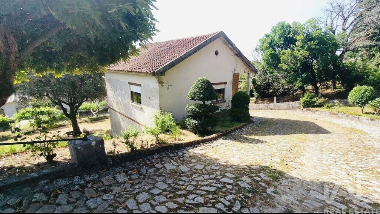 Quinta T2 para Venda em Fontoura Foto 4