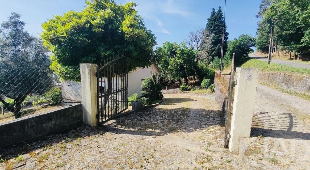 Quinta T2 para Venda em Fontoura Foto 5