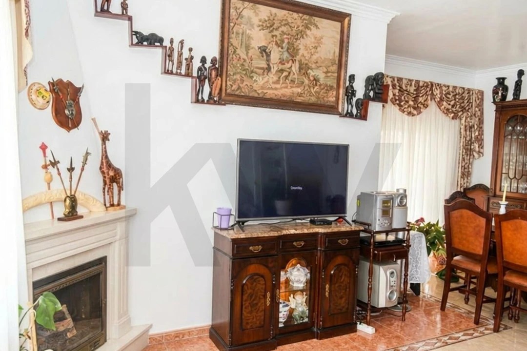Apartamento T2 para Venda em Agualva e Mira-Sintra Foto 7