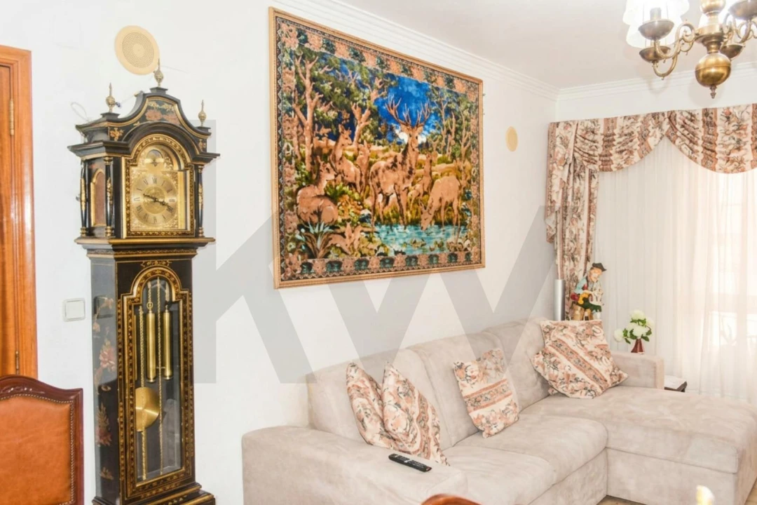 Apartamento T2 para Venda em Agualva e Mira-Sintra Foto 5