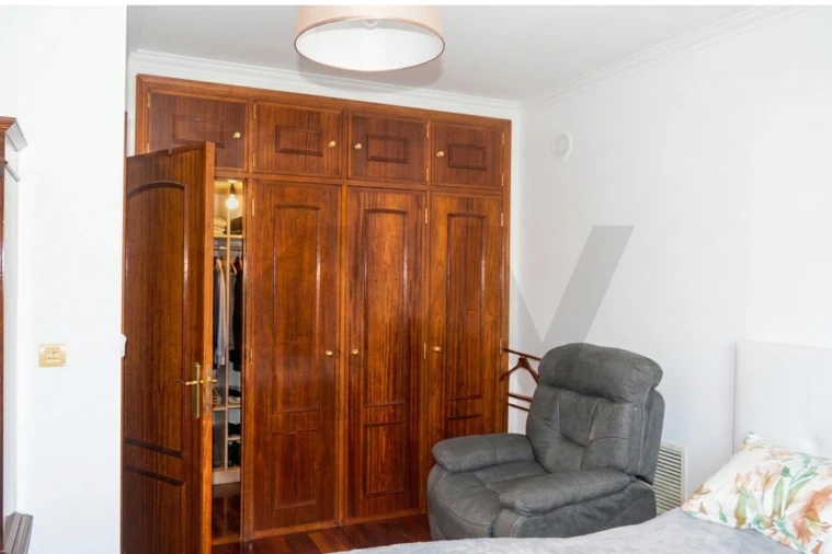 Apartamento T2 para Venda em Agualva e Mira-Sintra Foto 20