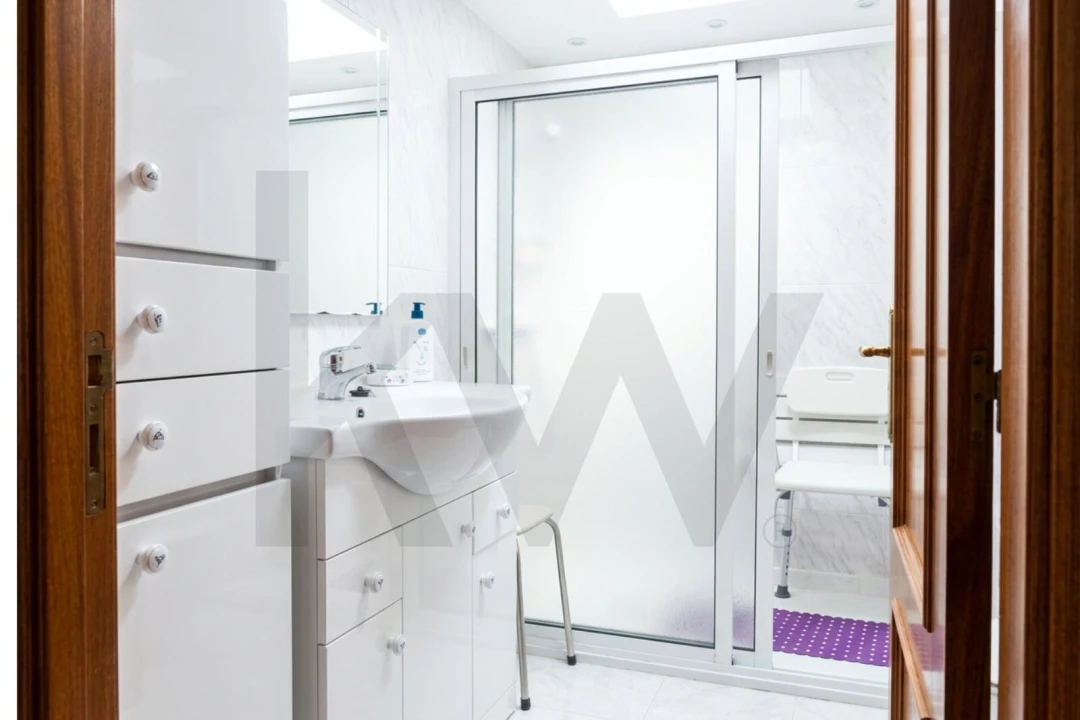 Apartamento T2 para Venda em Agualva e Mira-Sintra Foto 15